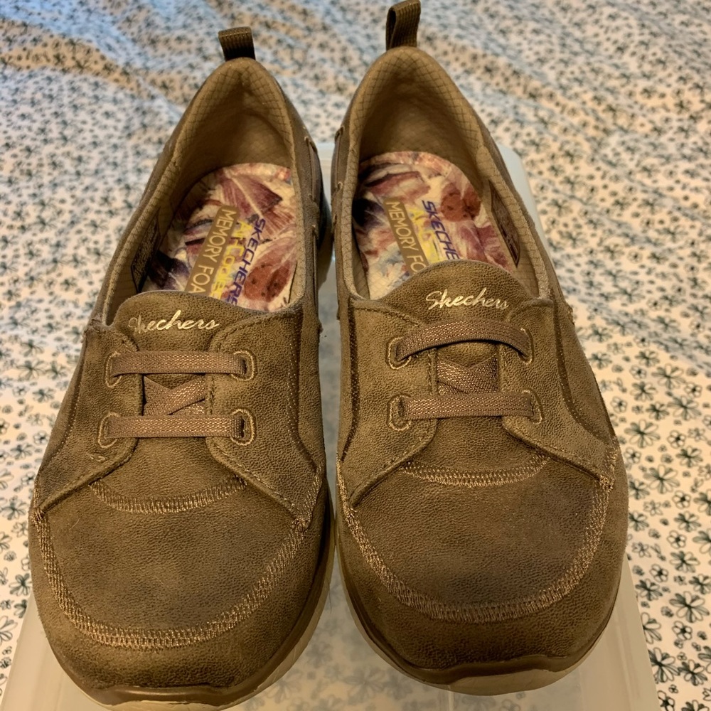 Women’s Skechers